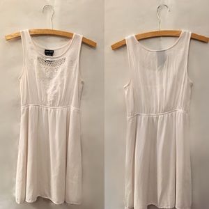 A size 12Y paper doll dress ✨